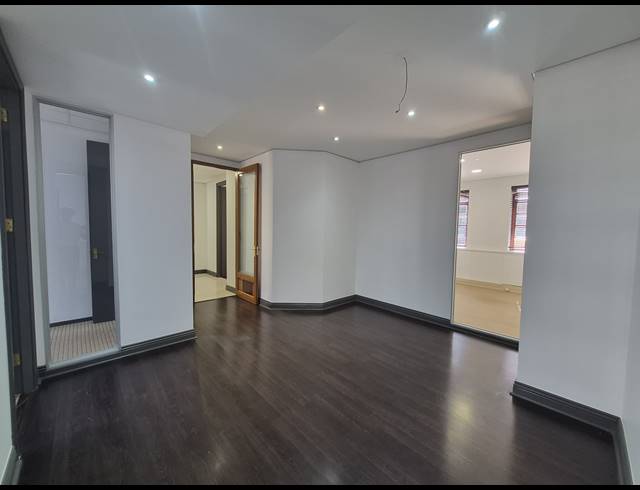 491M² OFFICE TO LET IN SANDTON CENTRAL